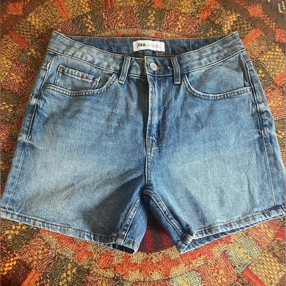Zara Classic Blue Denim Jeans